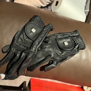 Dover Saddlery Soft Touch Equestrian Showing Gloves